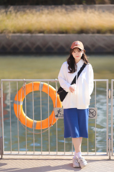 两女晚上共侍一夫爽